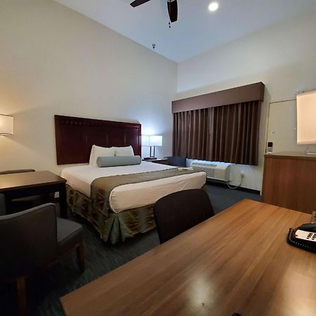 Best Western Plus Main Street Inn Brawley Extérieur photo