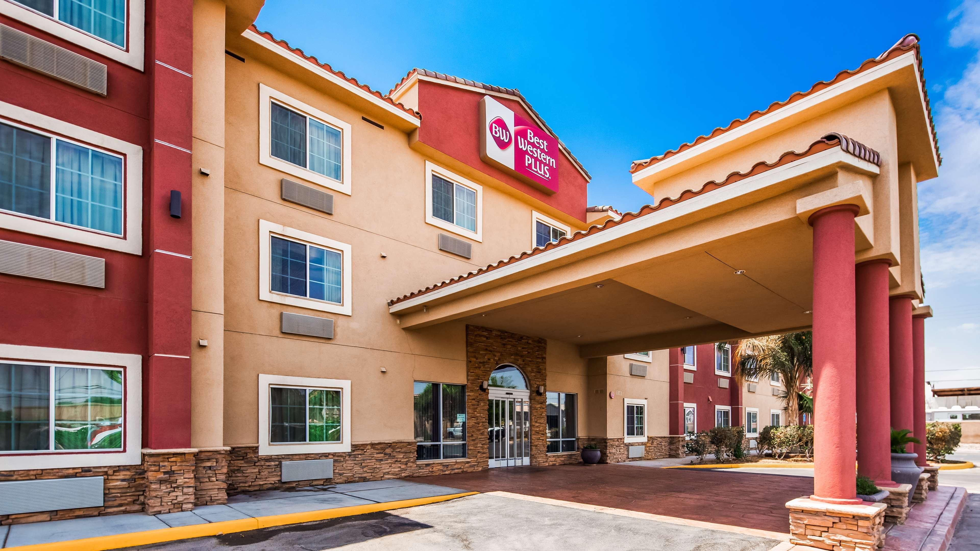 Best Western Plus Main Street Inn Brawley Extérieur photo