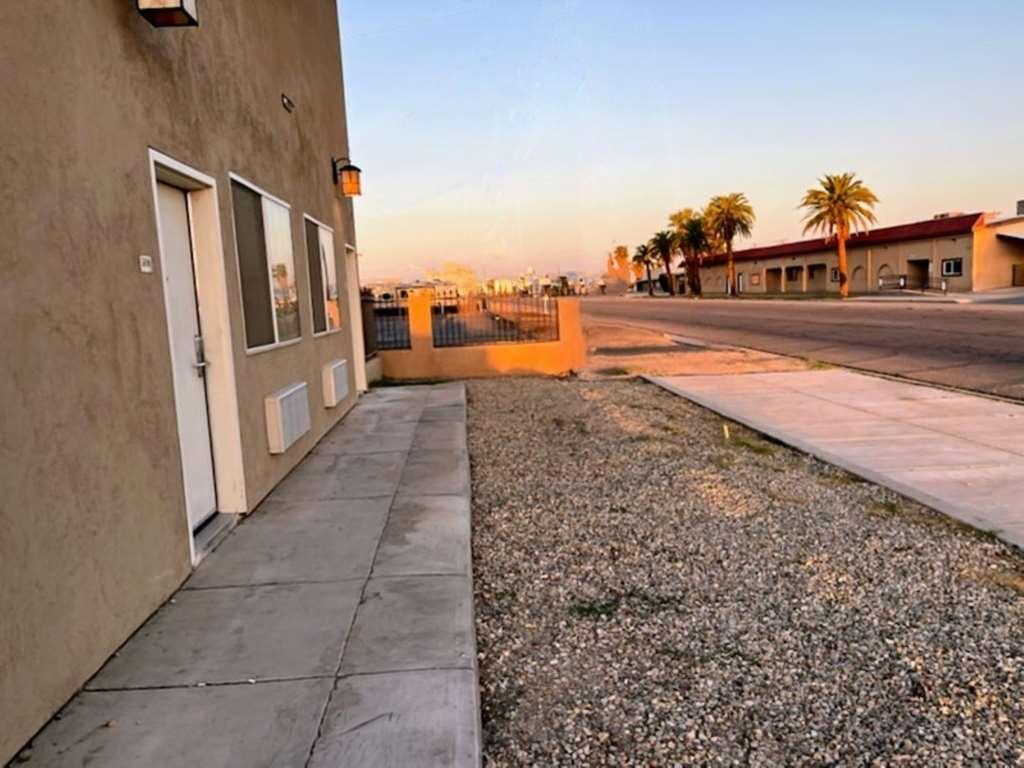 Best Western Plus Main Street Inn Brawley Extérieur photo