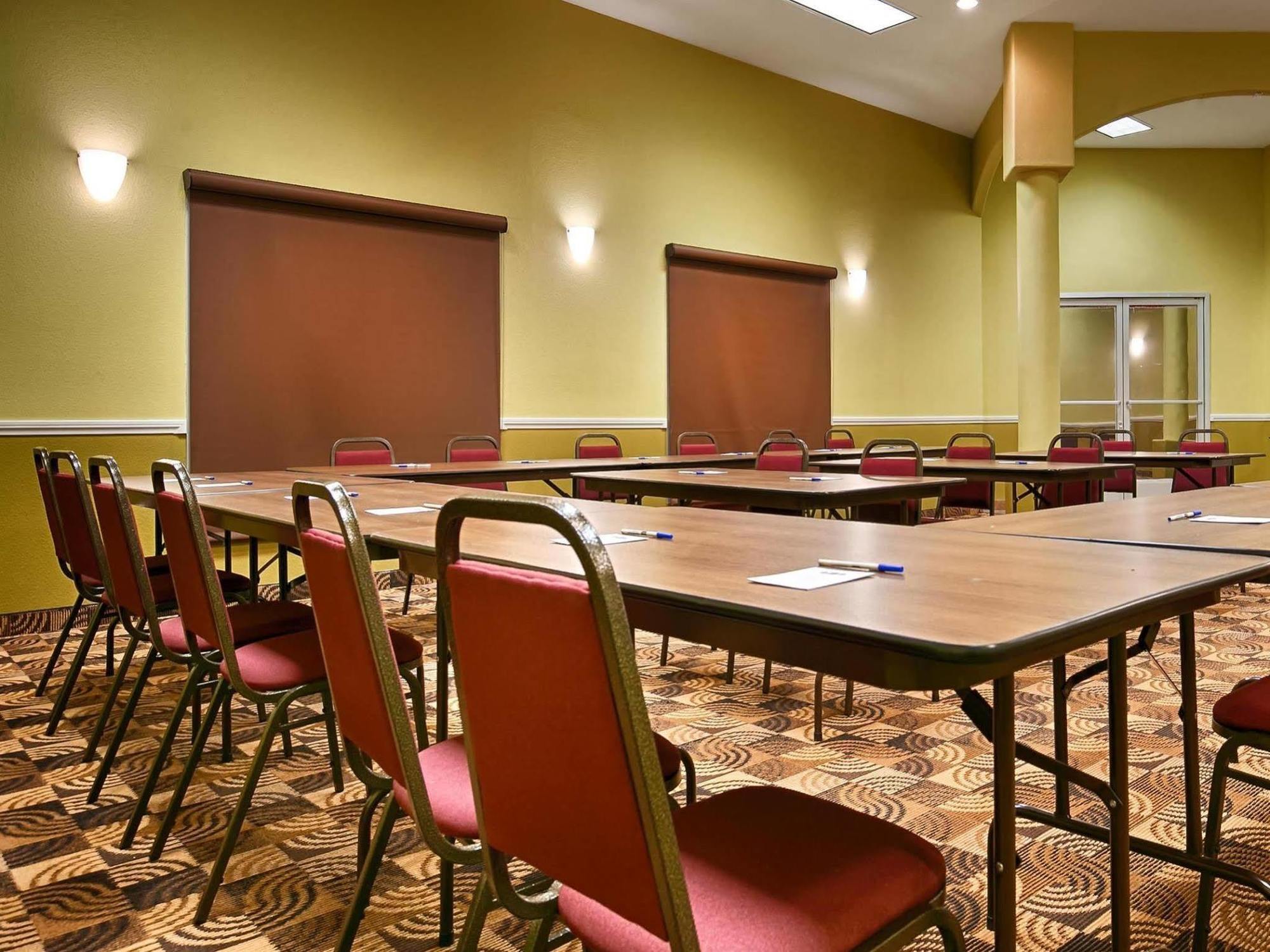 Best Western Plus Main Street Inn Brawley Extérieur photo