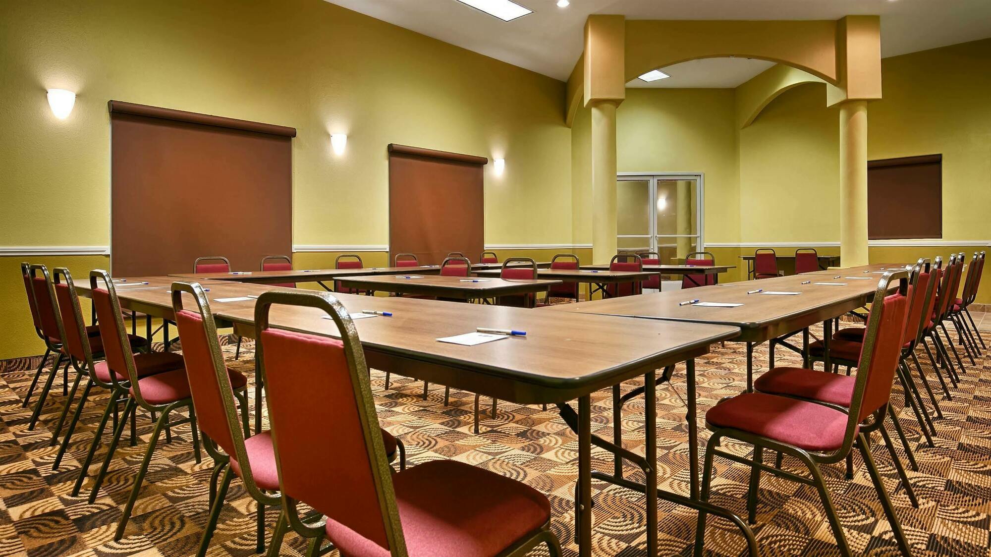 Best Western Plus Main Street Inn Brawley Extérieur photo